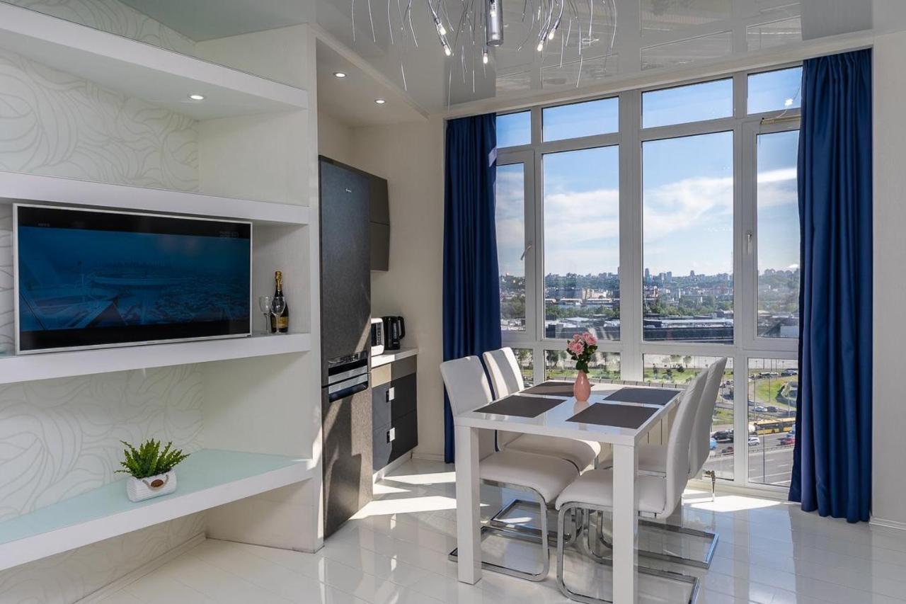 Fashionable Panoramic Apartments Dnieper. Obolon Kiew Exterior foto